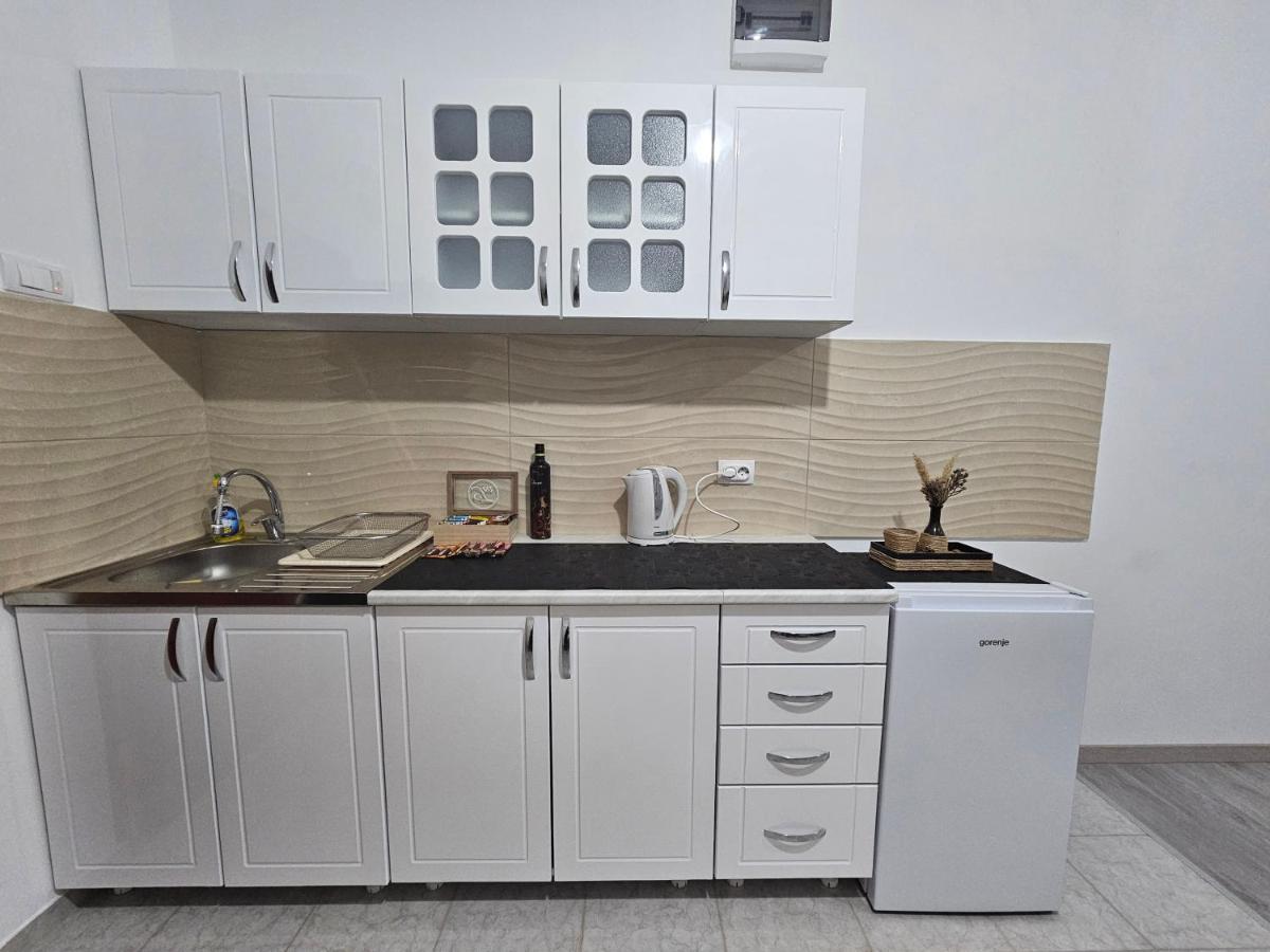 Apartmán Sleep & Go Surčin Exteriér fotografie