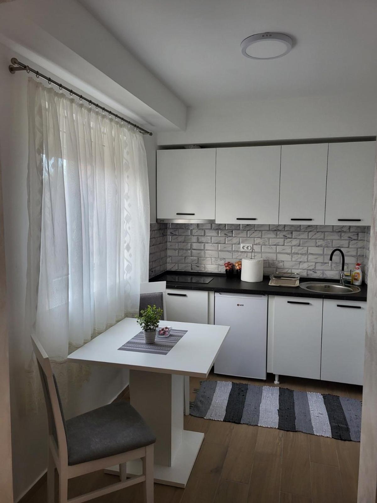 Apartmán Sleep & Go Surčin Exteriér fotografie
